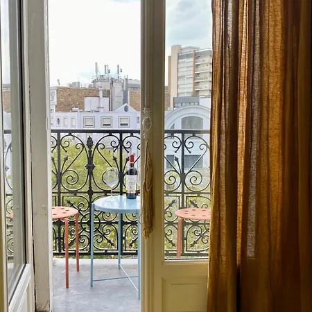 De Charme Au Coeur De Casa de hóspedes Paris
